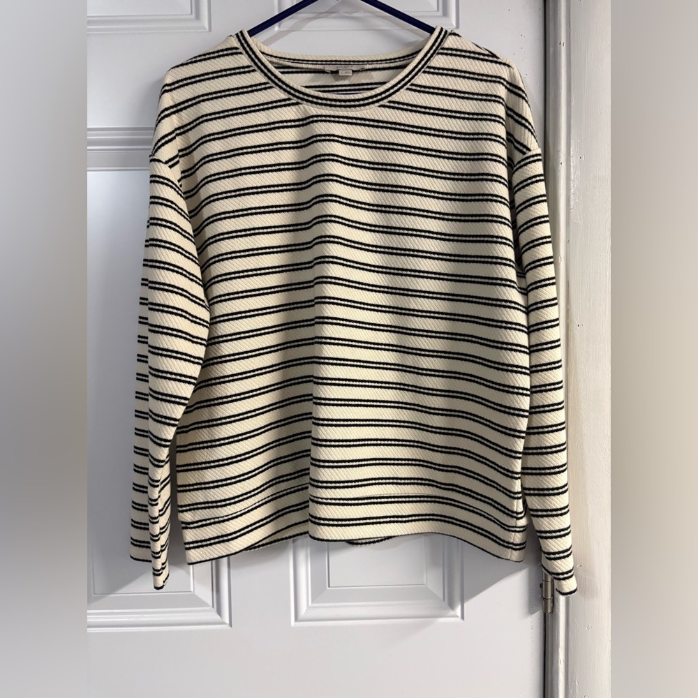 LOFT Cream and Black Striped Knit Top✨